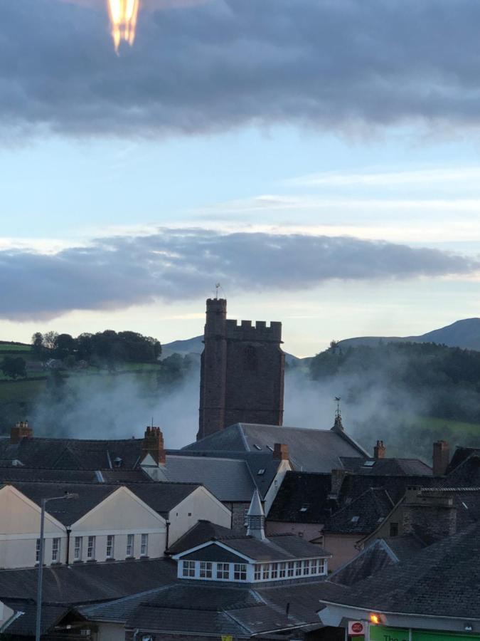 Mount Street House Bed and Breakfast Brecon Buitenkant foto